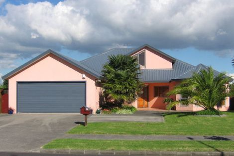 Photo of property in 12 Fremantle Place, Pakuranga Heights, Auckland, 2010