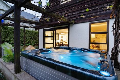 Photo of property in 3 Granville Terrace, Belleknowes, Dunedin, 9011