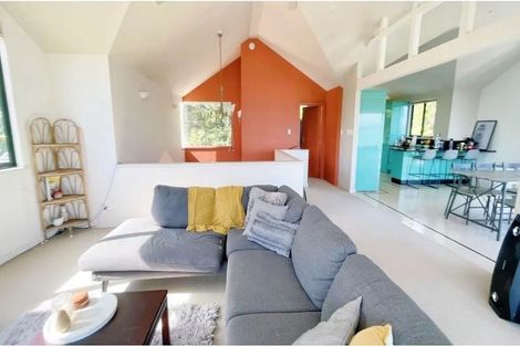 Photo of property in 16 Mayall Avenue, Beach Haven, Auckland, 0626