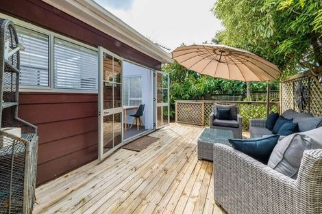 Photo of property in 2/25 Lucinda Place, Glen Eden, Auckland, 0602