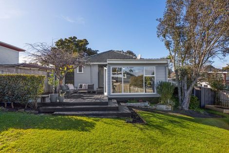 Photo of property in 34a Abbotleigh Avenue, Te Atatu Peninsula, Auckland, 0610