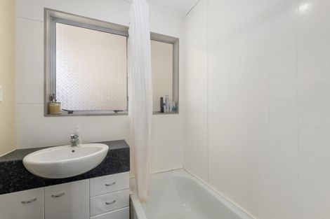 Photo of property in 41 Hartford Crescent, Totara Park, Upper Hutt, 5018