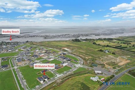 Photo of property in 99 Mutetai Road, Clarks Beach, 2122