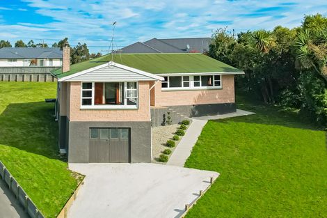 Photo of property in 6 Oban Street, Holmes Hill, Oamaru, 9401