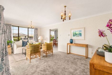 Photo of property in 11 Rolfe Place, Bishopdale, Christchurch, 8053