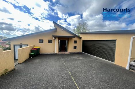 Photo of property in 6 Hoya Court, Henderson, Auckland, 0610