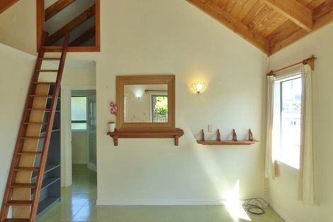 Photo of property in 1282 Whangaparaoa Road, Army Bay, Whangaparaoa, 0930