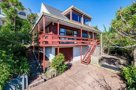 Photo of property in 2/84a Avonleigh Road, Green Bay, Auckland, 0604