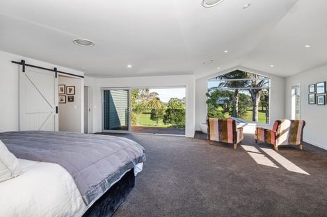 Photo of property in 128b Oceanbeach Road, Mount Maunganui, 3116