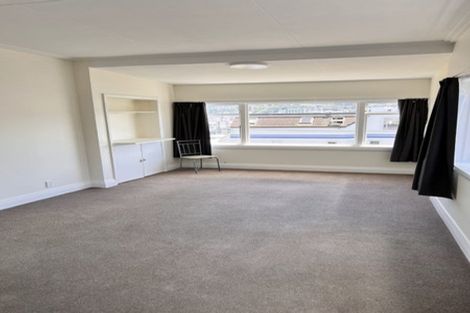 Photo of property in 22 Hawker Street, Mount Victoria, Wellington, 6011