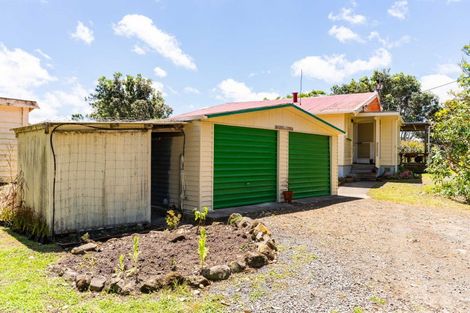 Photo of property in 70 Whitcombe Road, Ruawai, 0592