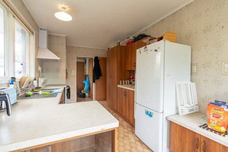 Photo of property in 72 Lethbridge Street, Feilding, 4702