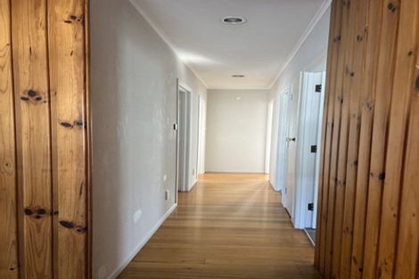 Photo of property in 9 Oteha Valley Road, Northcross, Auckland, 0632