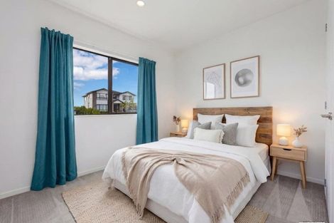 Photo of property in 33 Woodridge Drive, Stanmore Bay, Whangaparaoa, 0932