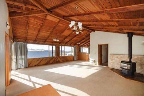 Photo of property in 10 Ure Street, South Hill, Oamaru, 9400