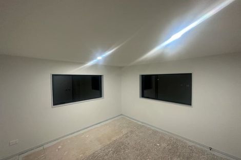 Photo of property in 6 Nagra Lane, Papakura, 2110