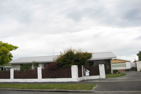 Photo of property in 40 Niven Street, Avondale, Christchurch, 8061