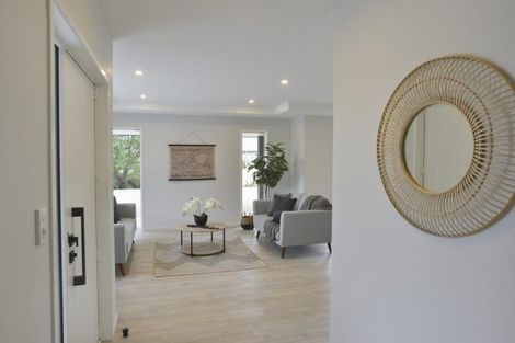 Photo of property in 71 Feist Street, Carterton, 5713