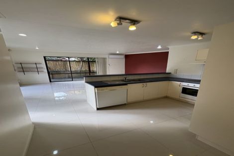 Photo of property in 2a Charlenne Close, Ranui, Auckland, 0612