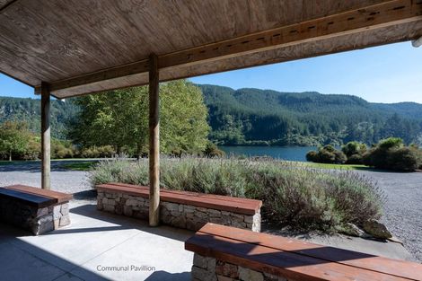 Photo of property in 1 Ribbonwood Lane, Kinloch, Taupo, 3377