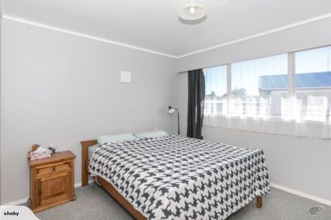 Photo of property in 16 Fiona Place, Dinsdale, Hamilton, 3204