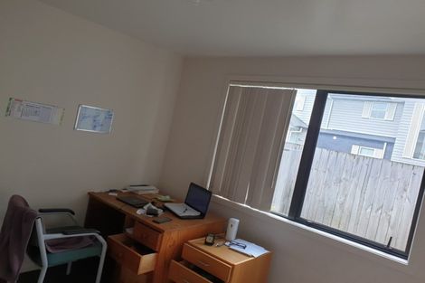 Photo of property in 77 Carrington Avenue, Silverdale, Hamilton, 3216