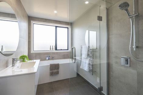 Photo of property in 28 Bragato Way, Te Kauwhata, 3710