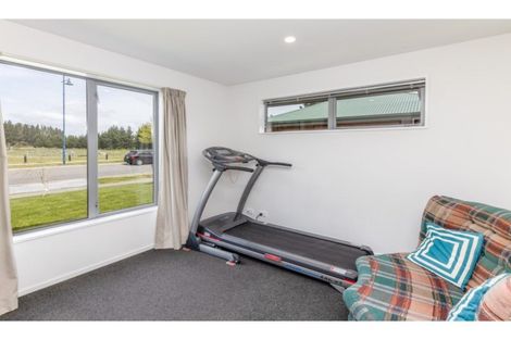 Photo of property in 50 Hakatere Road, Pegasus, 7612