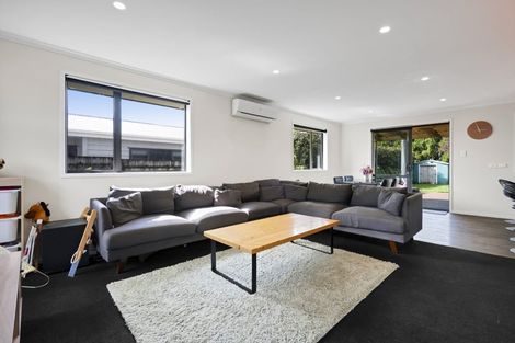 Photo of property in 513 Richmond Road, Lepperton, New Plymouth, 4373