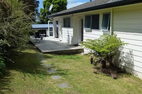 Photo of property in 1/6 Jayne Place, Torbay, Auckland, 0630