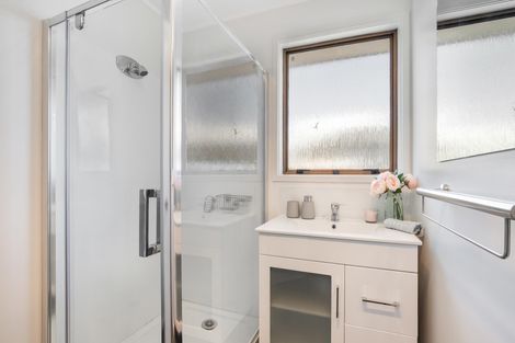 Photo of property in 72 Boundary Road, Clover Park, Auckland, 2019