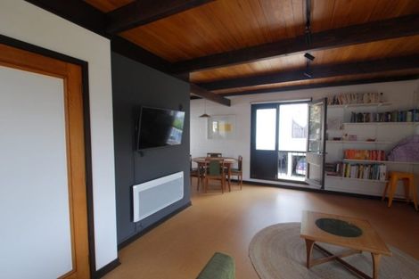 Photo of property in 9a Pitarua Street, Thorndon, Wellington, 6011