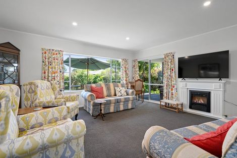 Photo of property in 71 Carlyle Street, Leamington, Cambridge, 3432