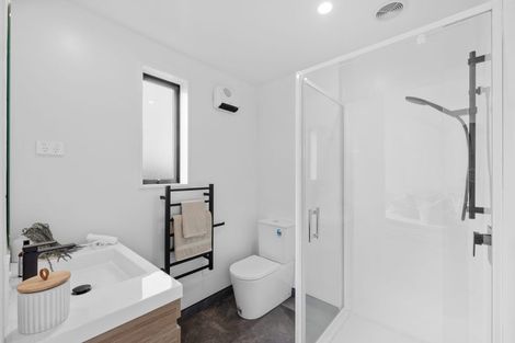 Photo of property in 2/54 Wildberry Street, Woolston, Christchurch, 8023