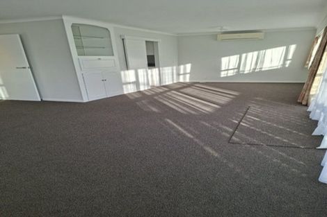 Photo of property in 1/17 Wood Street, Papakura, 2110