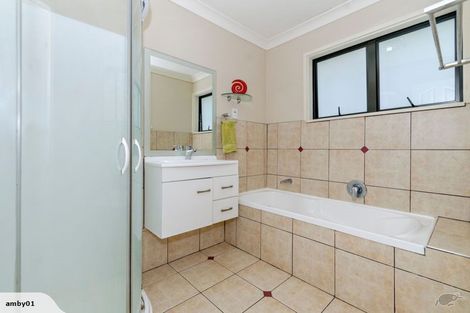 Photo of property in 56 Opaheke Road, Opaheke, Papakura, 2113