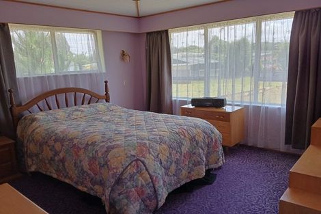 Photo of property in 20 Erskine Street, Tuatapere, 9620