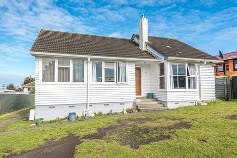Photo of property in 46 Kowhai Street, Castlecliff, Whanganui, 4501