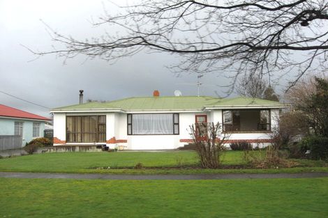 Photo of property in 38 Brydone Street, Edendale, 9825