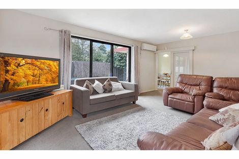 Photo of property in 2/3 Arran Crescent, Woolston, Christchurch, 8062