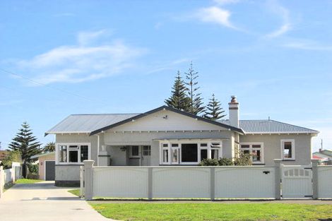 Photo of property in 103 Gonville Avenue, Gonville, Whanganui, 4501
