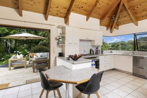 Photo of property in 1439 Old North Road, Helensville, 0875
