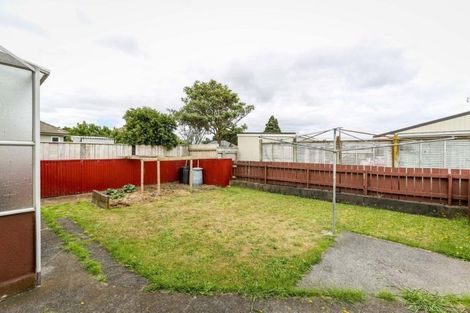Photo of property in 44a Sanders Avenue, Westown, New Plymouth, 4310