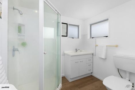 Photo of property in 13 Whites Line West, Woburn, Lower Hutt, 5010