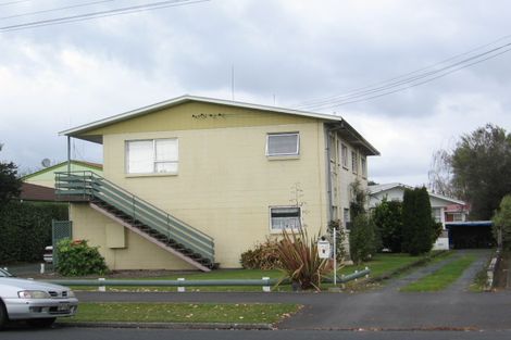 Photo of property in 4/226 Old Farm Road, Hamilton East, Hamilton, 3216