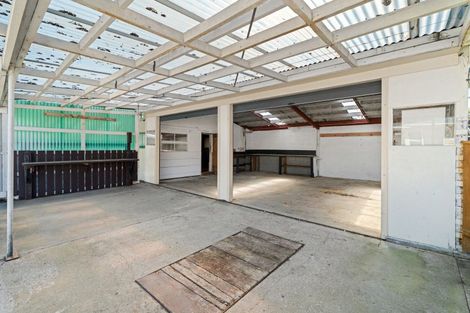 Photo of property in 1 Highfield Place, Levin, 5510