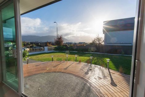 Photo of property in 16 Acheron Way, Te Anau, 9600