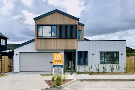 Photo of property in 27 Kotuitui Drive, Wainui, 0992