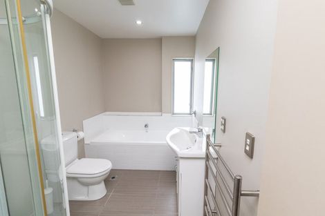 Photo of property in 1/18 Montgomery Avenue, Karori, Wellington, 6012