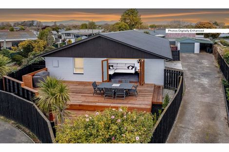 Photo of property in 1/6 Jade Place, Parklands, Christchurch, 8083